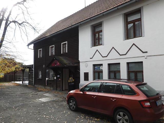 Drevenka Hotel Provodin Exterior foto